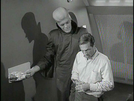 to_serve_man_03.jpg